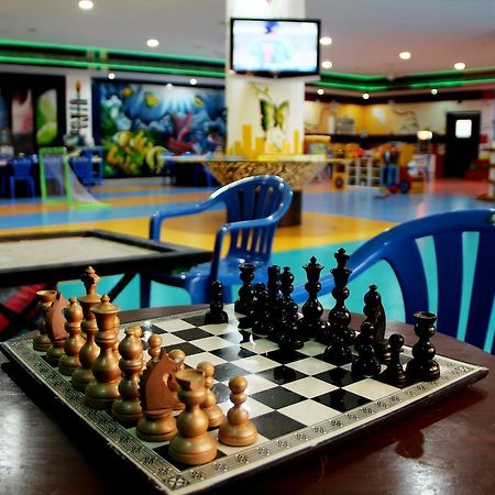 Leonia Holistic Destination Hotel Shamirpet Bagian luar foto