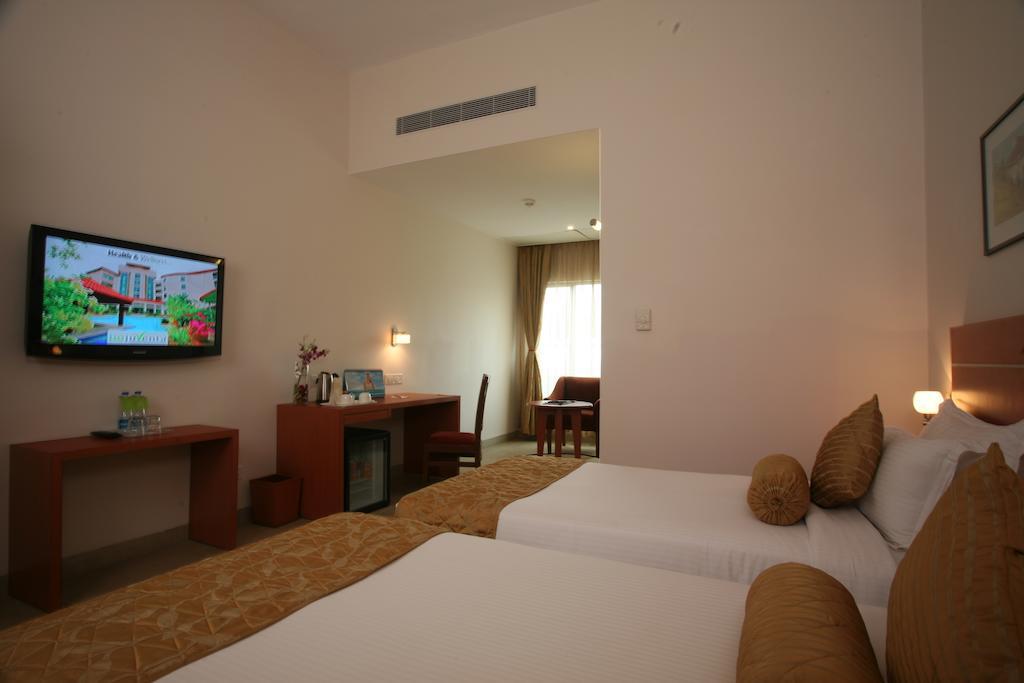 Leonia Holistic Destination Hotel Shamirpet Ruang foto
